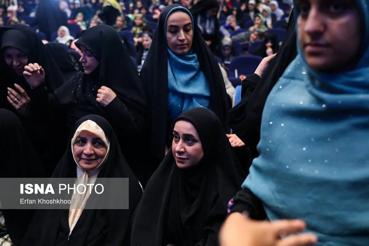 (تصاویر) همایش زنان حامی قالیباف
