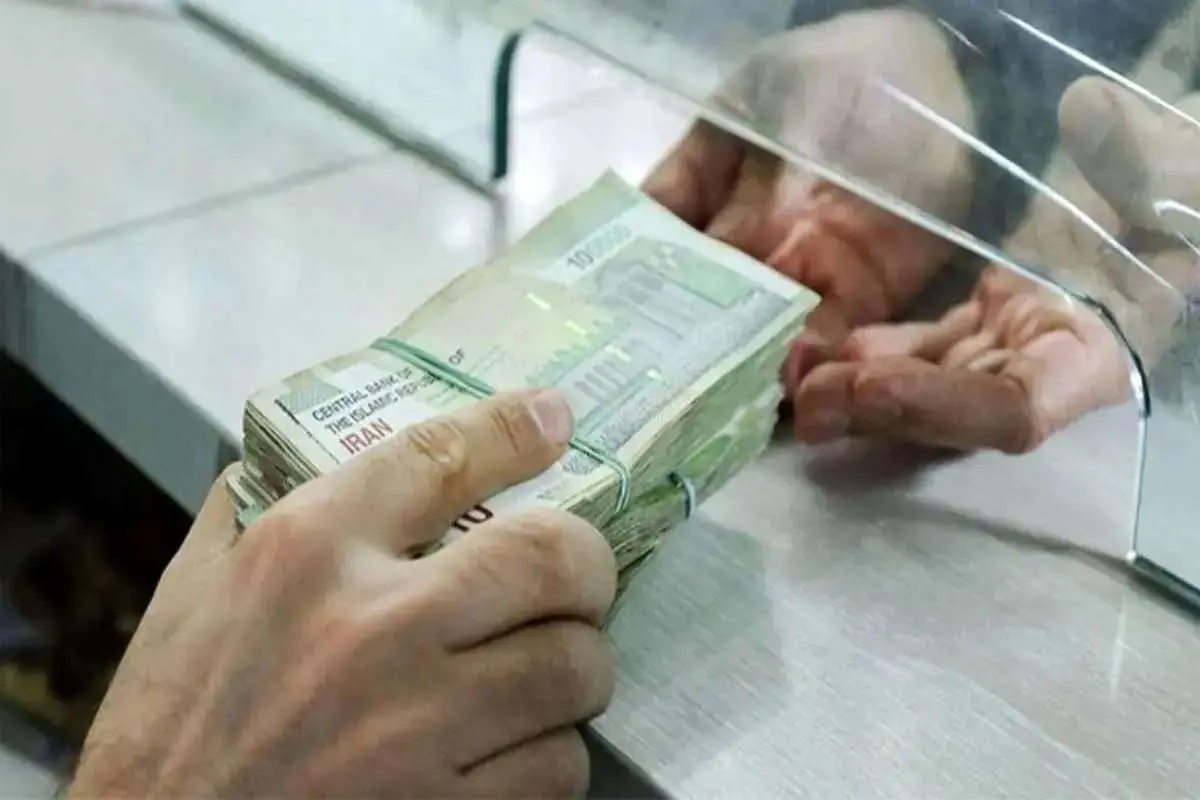 بانک‌ها می‌توانند به اتباع خارجی وام بدهند؟