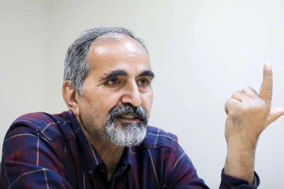 آزادارمکی: این وزرای مملکت و رئیس‌جمهور کجا پاسخگو هستند؟ / باید دولتی پاسخگوی مردم سرکار بیاید