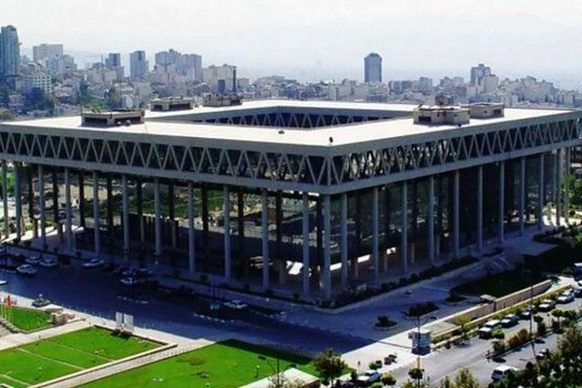 بخش‌هایی از مستند پزشکیان حذف شد