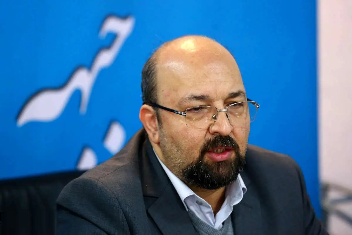 فعال اصلاح طلب خطاب به زاکانی: منش چماقداری را حفظ کرده‌اید