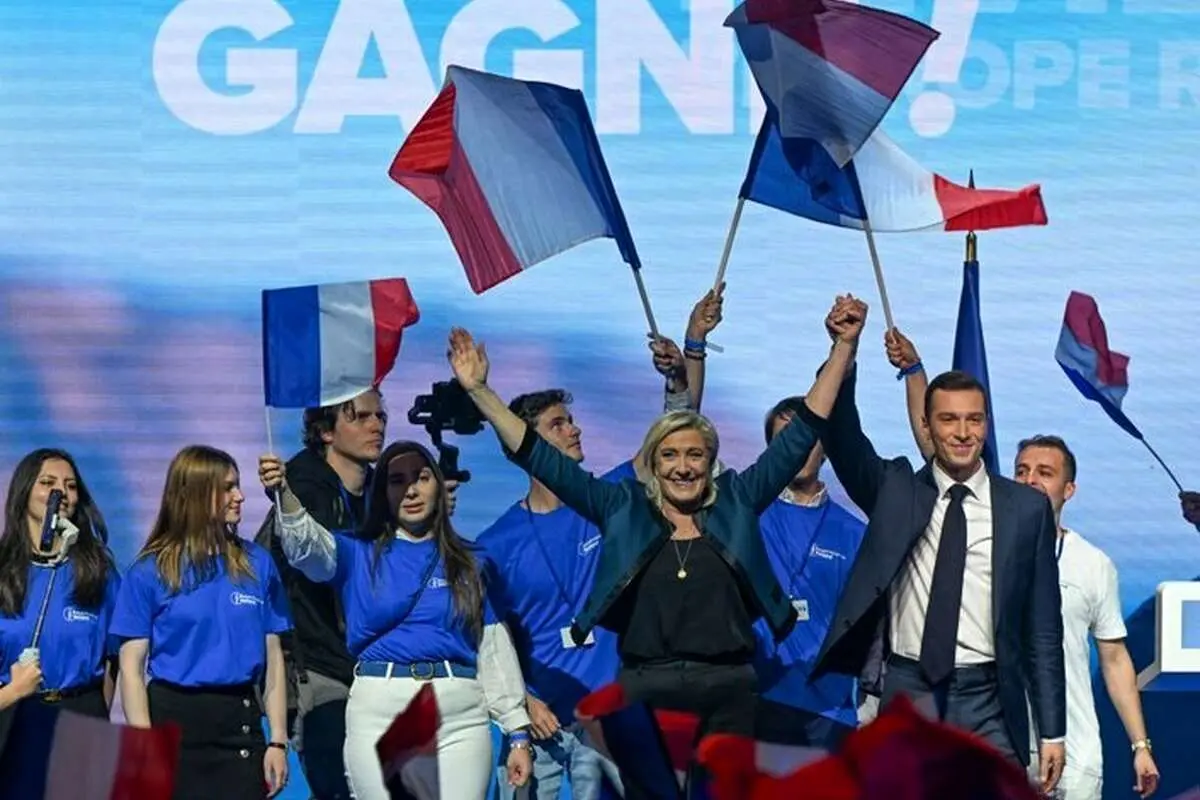 فاراژ، لوپن، ملونی: راست افراطی در حال تبدیل شدن به جریان اصلی در اروپاست!