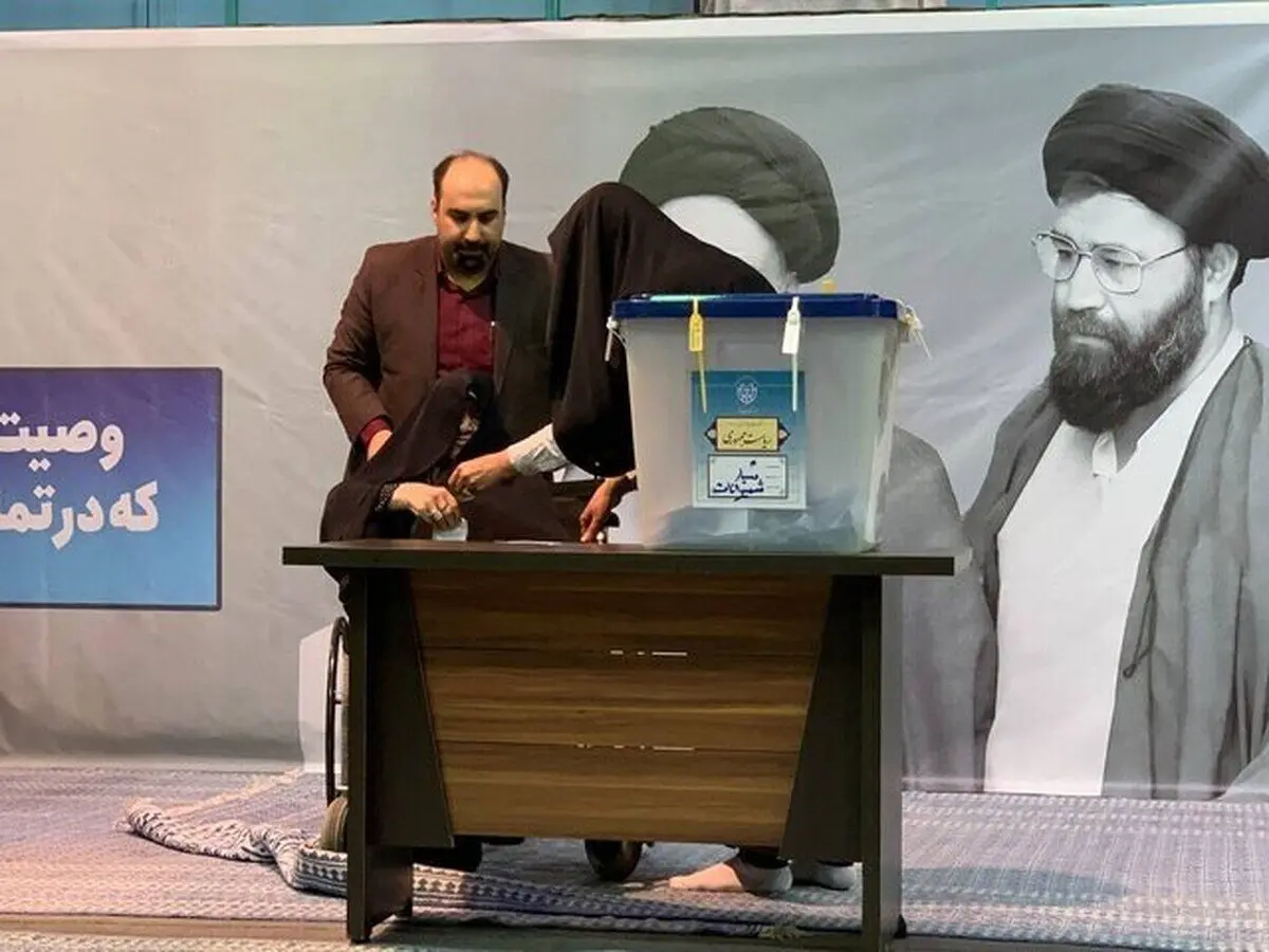 مشارکت عفت مرعشی و فاطمه هاشمی در انتخابات
