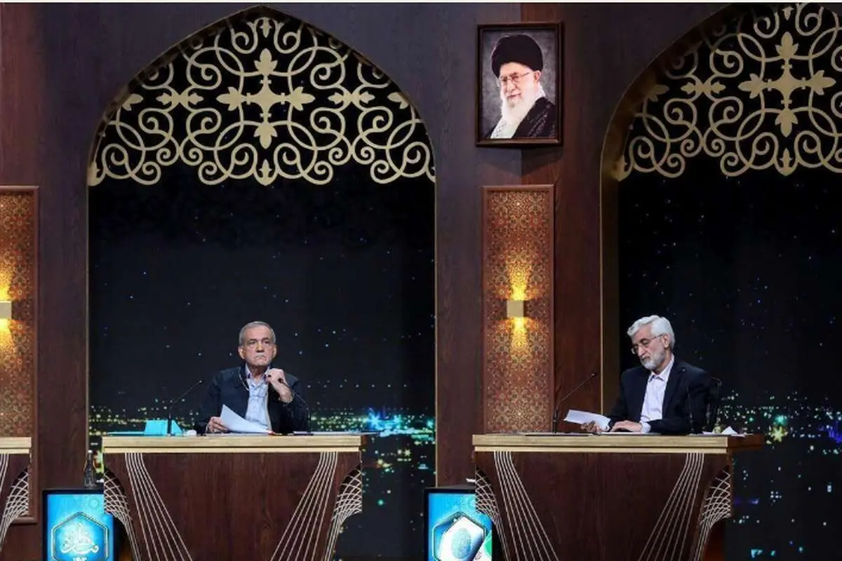 فوتبال یا مناظره؟ رقابتی نفسگیر در شب آخر مناظرات انتخاباتی
