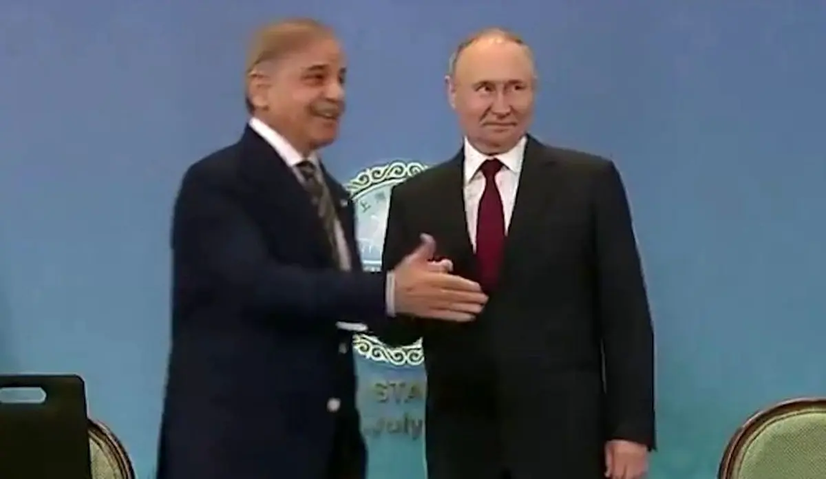 (ویدئو) ضایع شدن پوتین مقابل رئیس جمهور پاکستان!