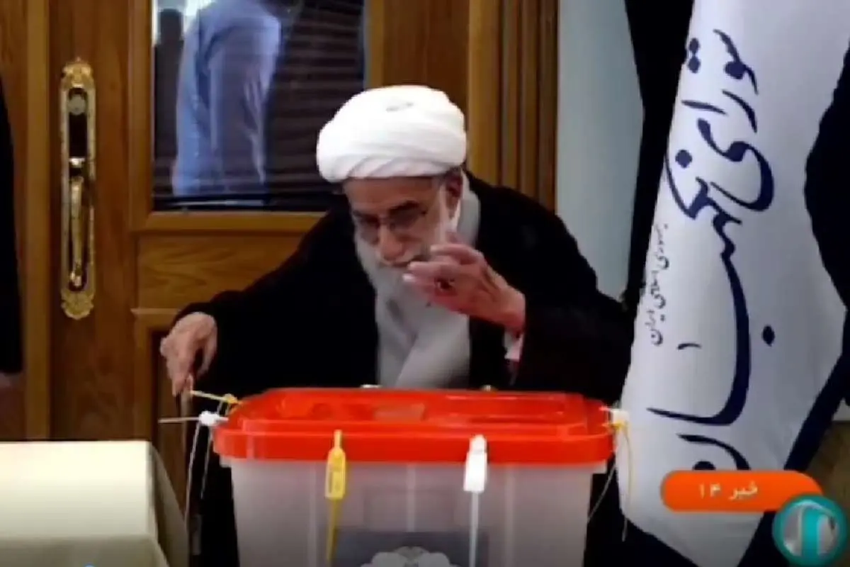 (ویدئو) پرس‌وجو‌های جنتی پای صندوق رأی؛ همه سالم آمدند، سالم رفتند؟