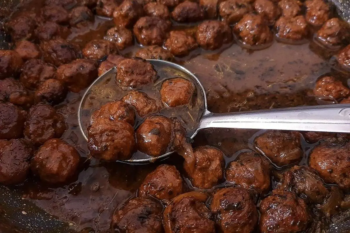 طرز تهیه شفته سماقی کاشانی، یک غذای خوشمزه و لذیذ