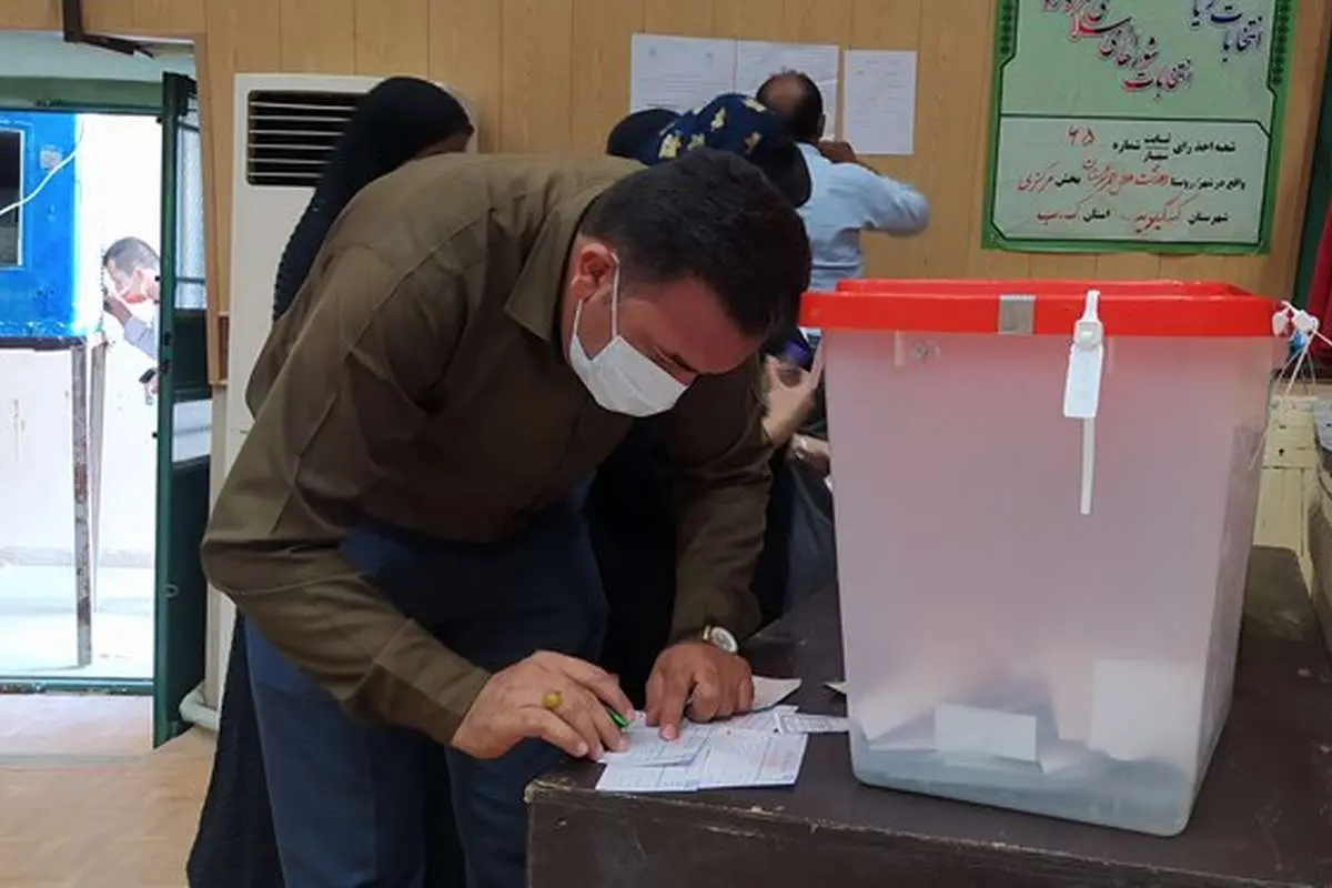 ریزش ۱۰ میلیونی سبد رای اصولگرایان طی سه سال!