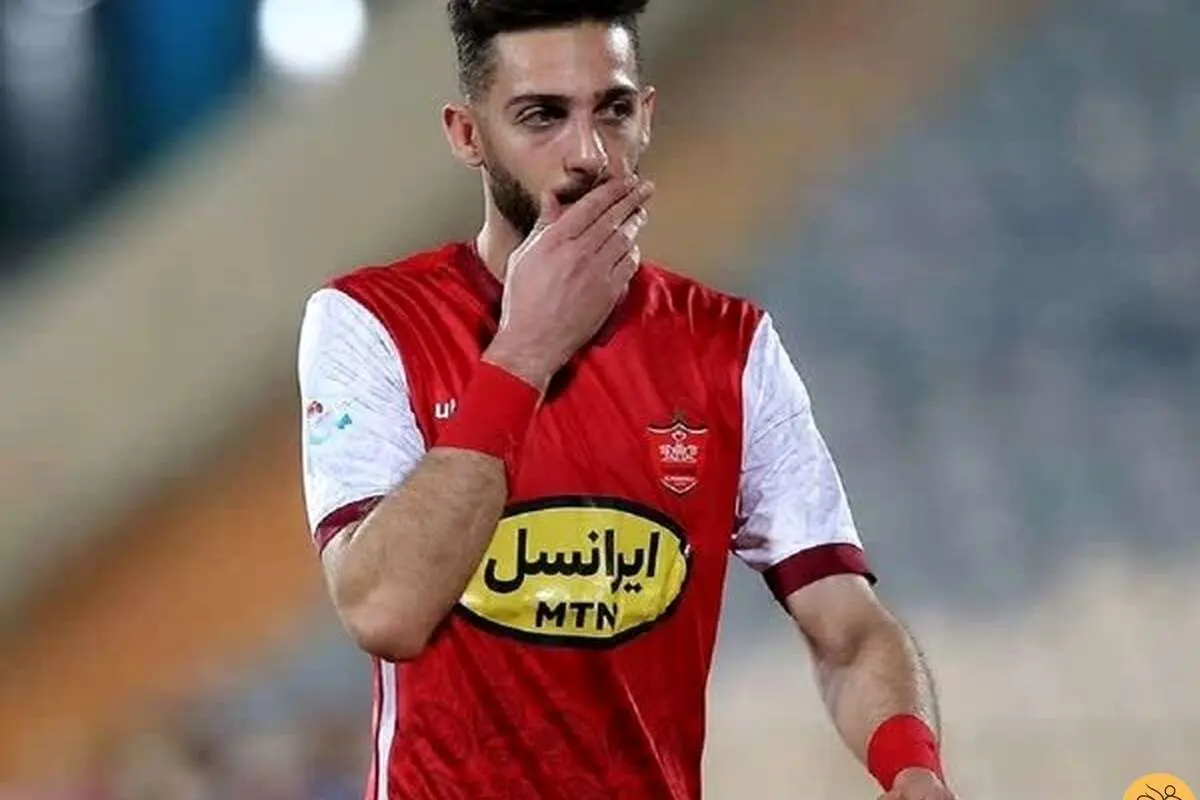 تصمیم جنجالی و بزرگ مهاجم پرسپولیس؛ استقلال یا سپاهان؟