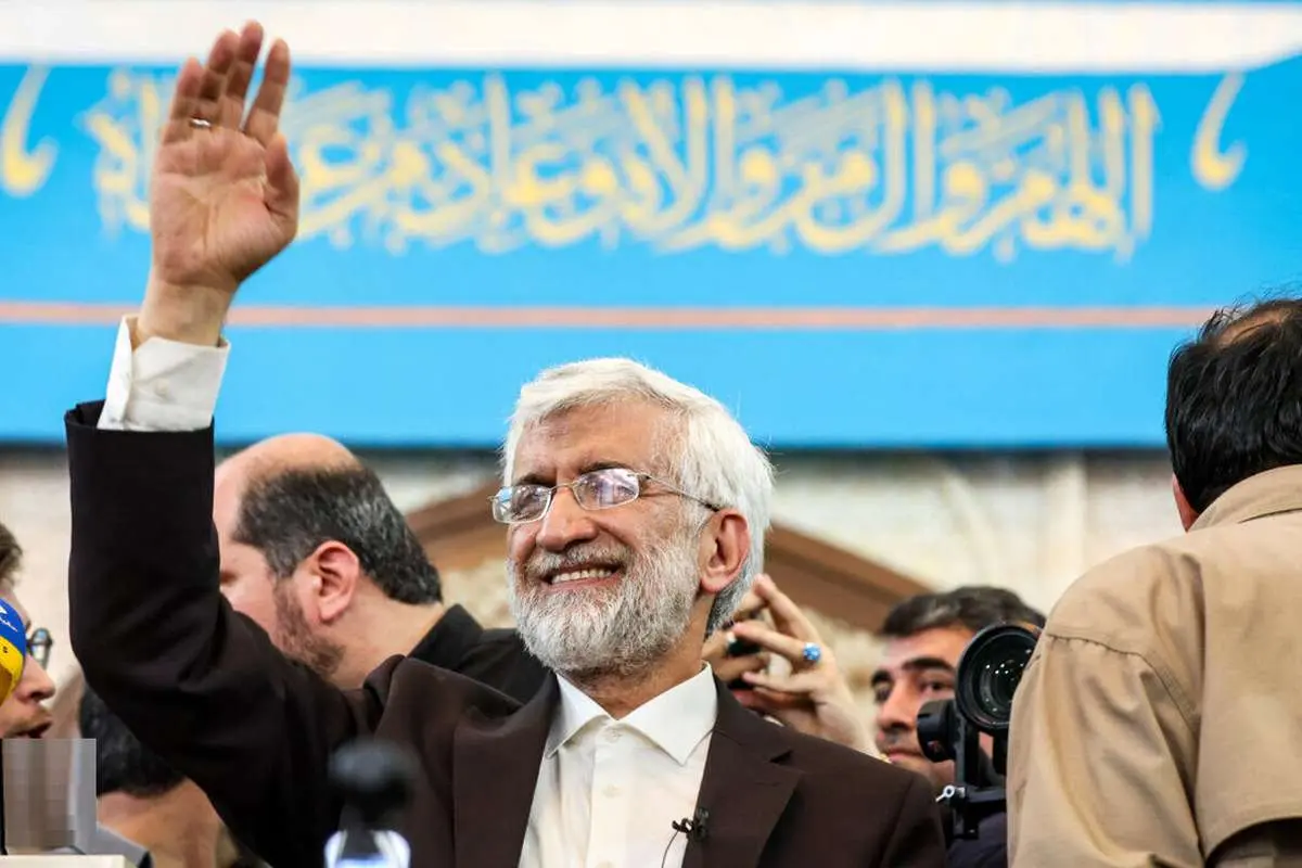 پاسخ عباس عبدی به سوالی مهم؛ اگر جلیلی روی کار بیاید چه اتفاقی برای ایران میافتد؟