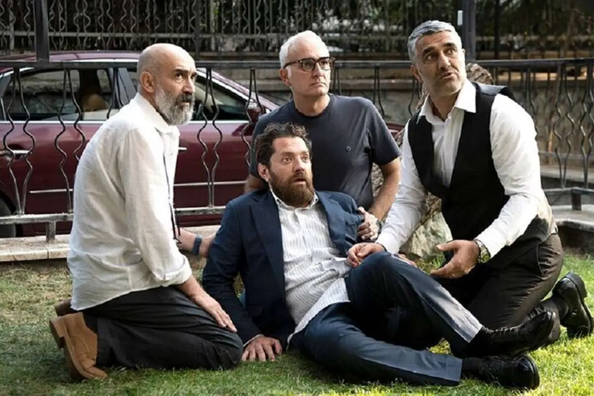 افشاگری تازه هوتن شکیبا درباره سانسور «صبحانه با زرافه‌ها»