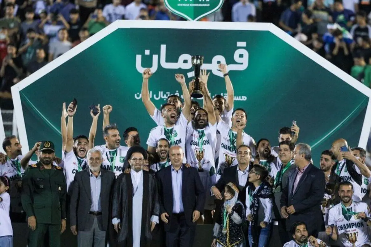 حذف ۱۲ باشگاه از لیگ ایران!
