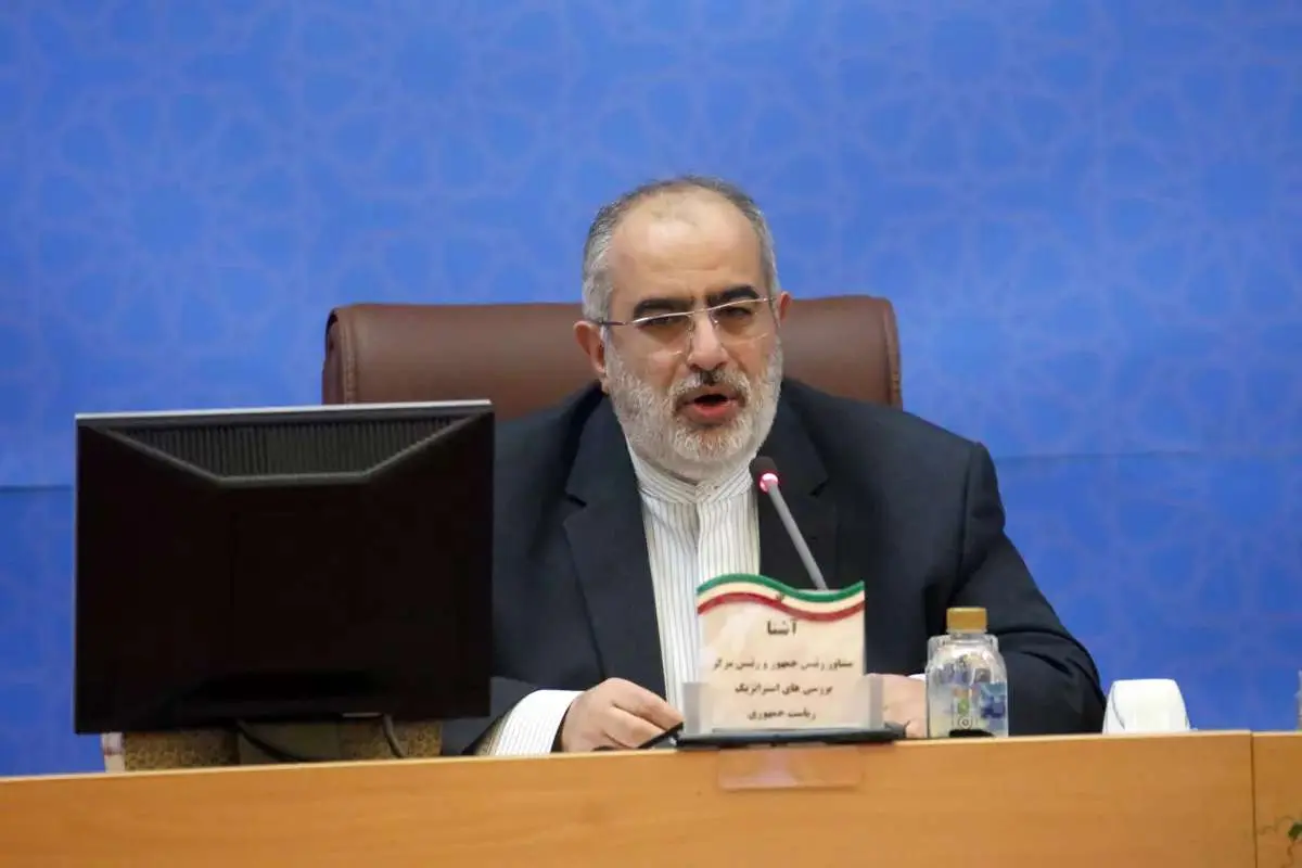 توییت قابل تامل و مهم آشنا؛ مصوبات دولت از ۳۰ اردیبهشت به بعد بازبینی شود