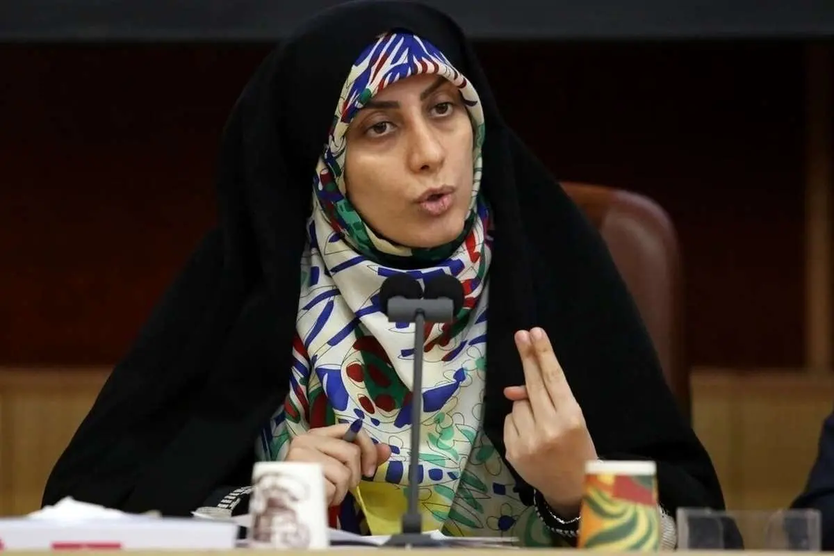 زرآبادی: به معاونت زنان نخواهم رفت، رشته من برق است/احتمال انتصاب وزیر زن در دولت جدید، ۶۰ درصد است