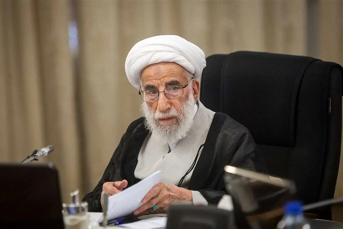 (تصویر) تصویری از آیت الله جنتی در بیت رهبری که پربازدید شد