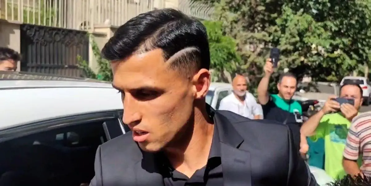(ویدیو) ورود علیپور در میان استقبال هواداران به باشگاه پرسپولیس