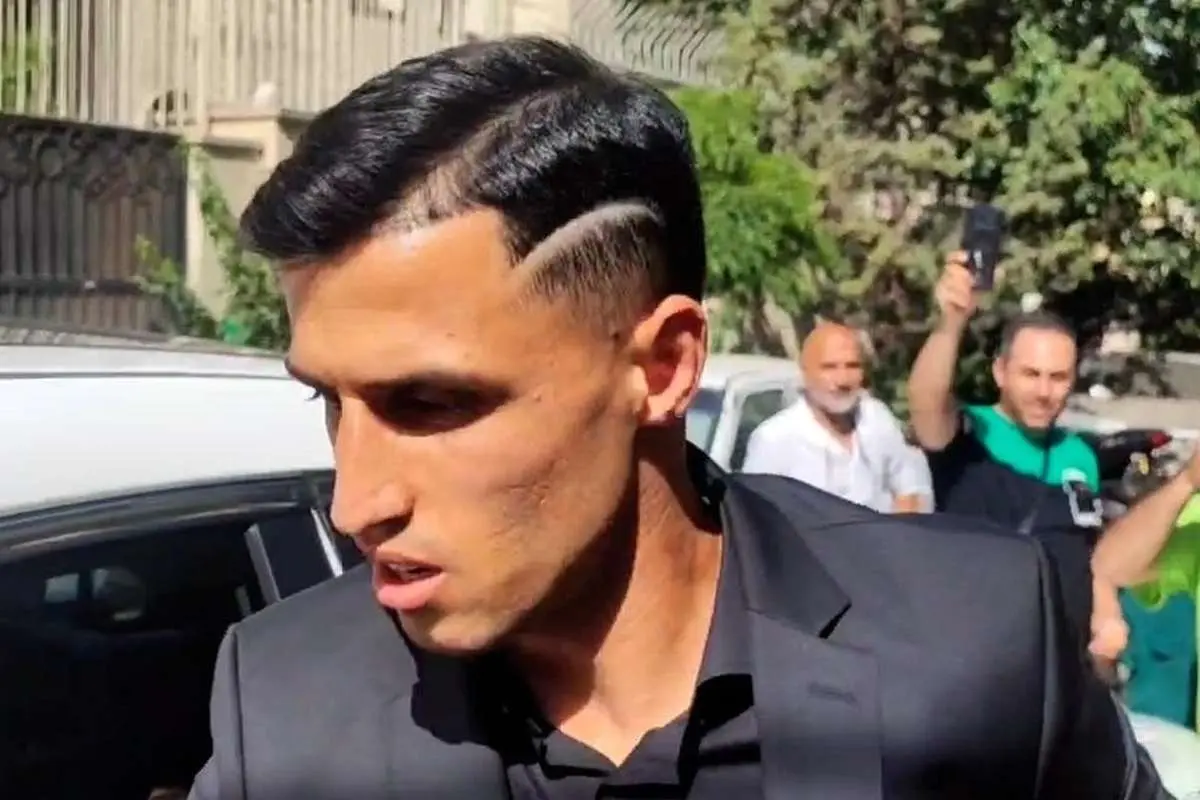(ویدیو) ورود علیپور در میان استقبال هواداران به باشگاه پرسپولیس