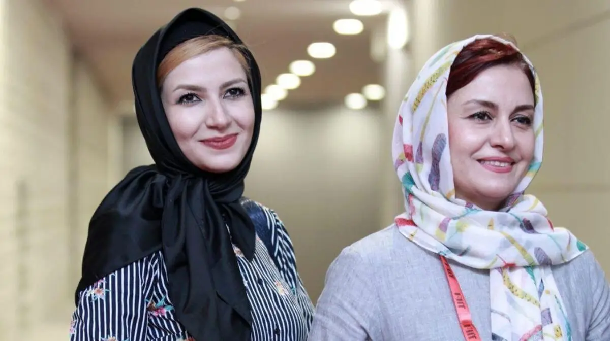 (عکس) مریلا زارعی و خاله شادونه در حرم امام رضا(ع)