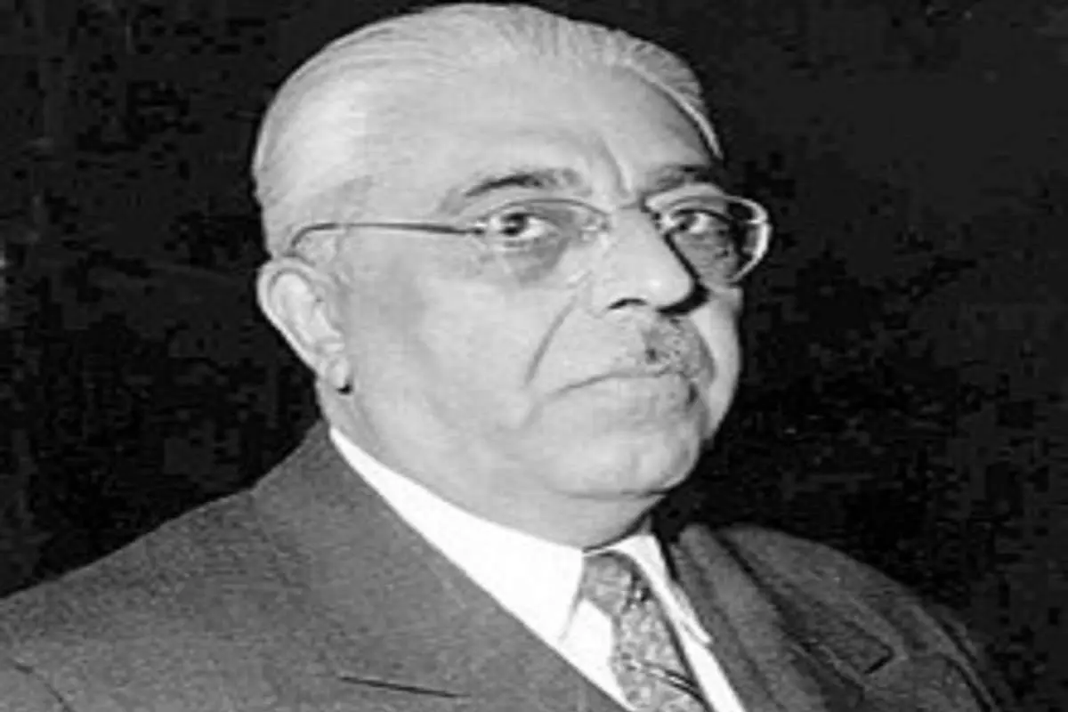 (عکس) عباسقلی گلشائیان در کنار نخست وزیر