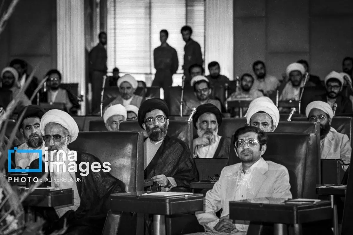 (تصاویر) سالروز افتتاح مجلس خبرگان رهبری - ۲۳ تیر ۱۳۶۲