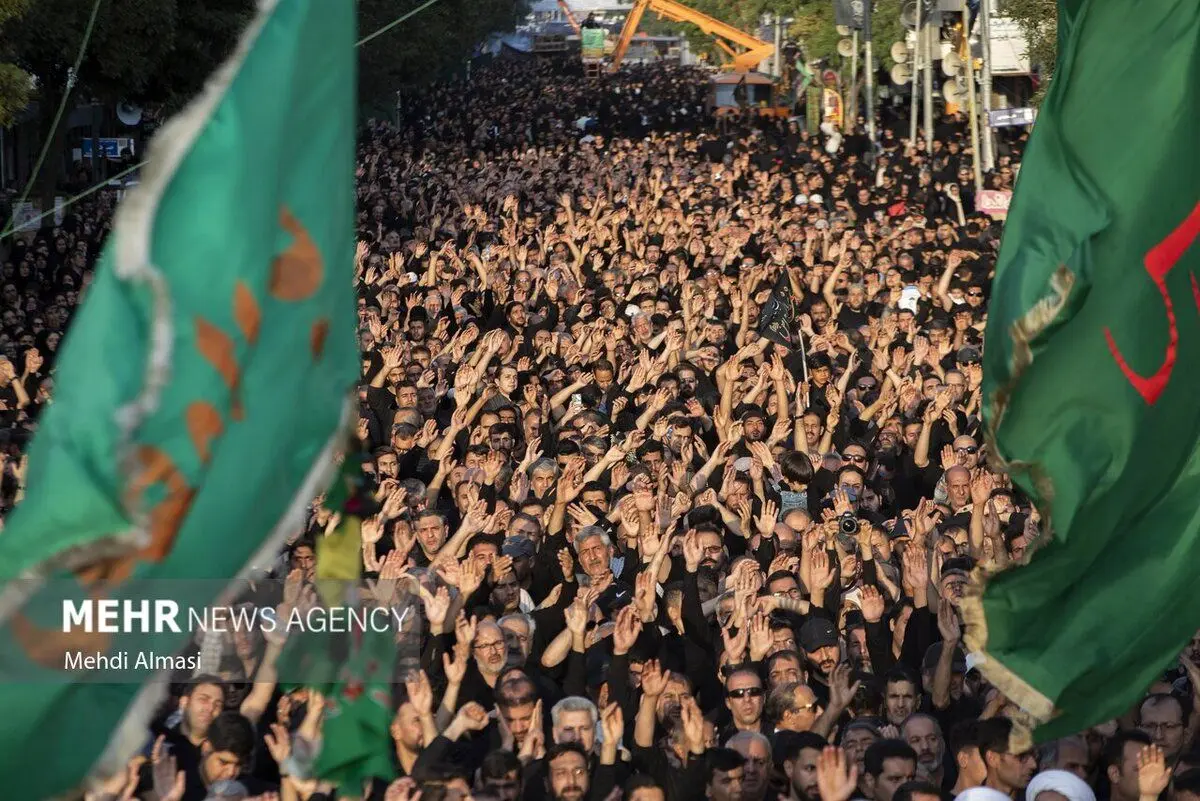 (تصاویر) مراسم باشکوه یوم العباس در حسینیه اعظم زنجان