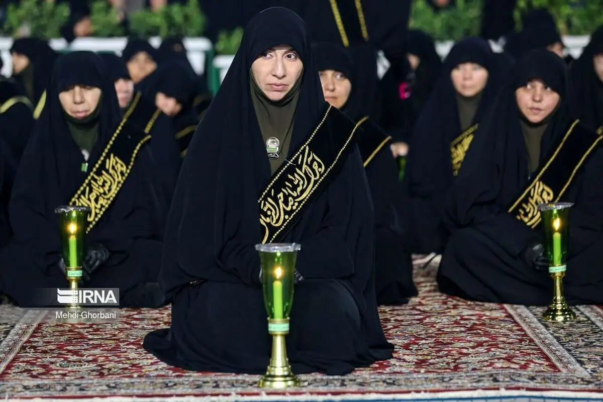 (تصاویر) خطبه خوانی شب عاشورا در حرم رضوی