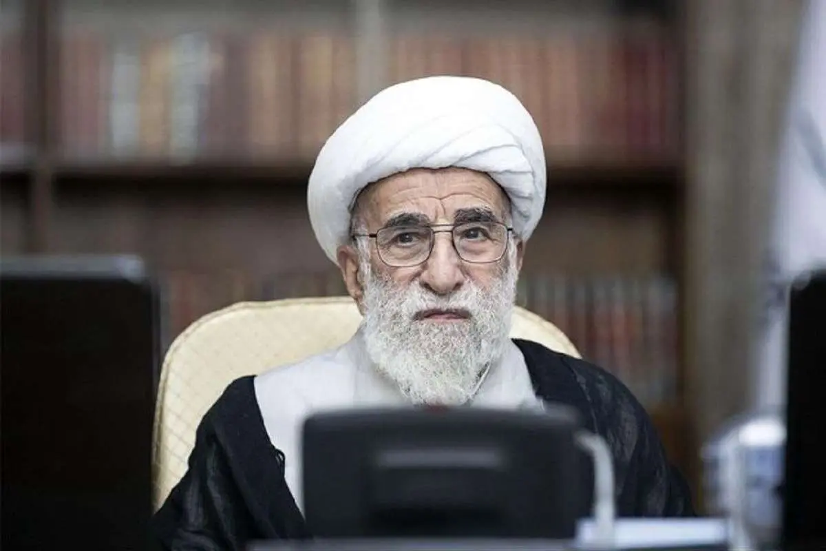 (ویدئو) حضور احمد جنتی در مراسم تحلیف ریاست جمهوری در مجلس شورای اسلامی