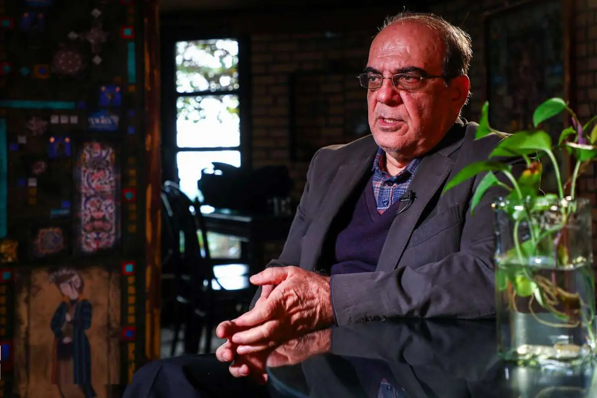 عباس عبدی: اگر قرار باشد از تیم‌های دیگر هم وارد کابینه پزشکیان شوند، انتخابات بی‌معناست