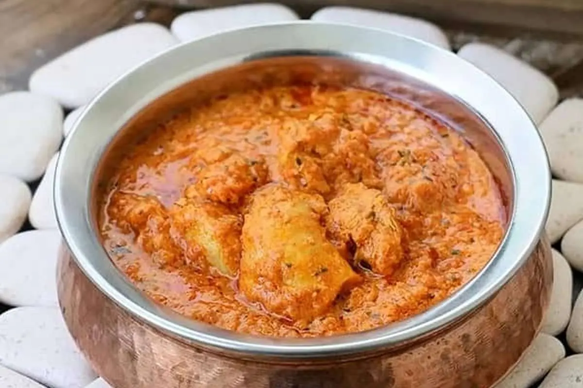 خورش مرغ درباری؛ خوشمزه‌ترین مرغی که تابه‌حال خورده‌اید!