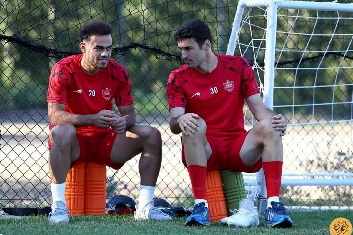 پرسپولیس باید نگران اوستون اورونوف باشد؟