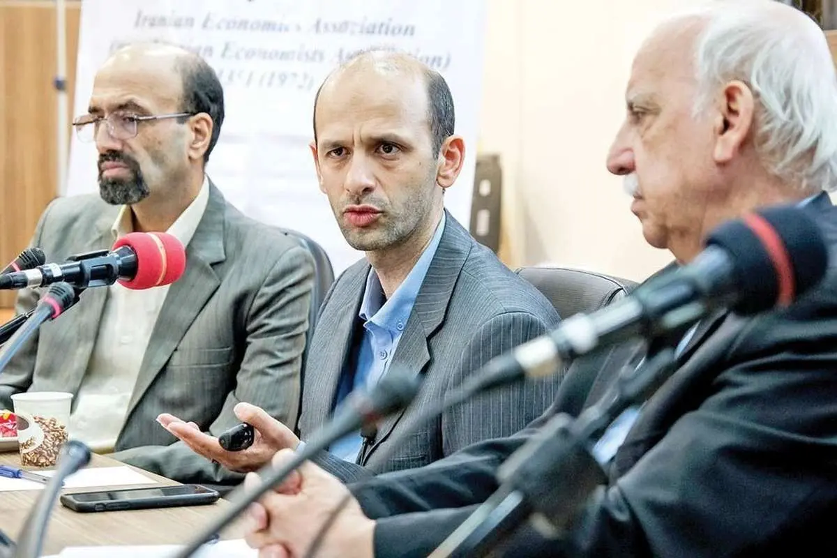 استاد اقتصاد برکلی: فقط رفع تحریمها کافی نیست!