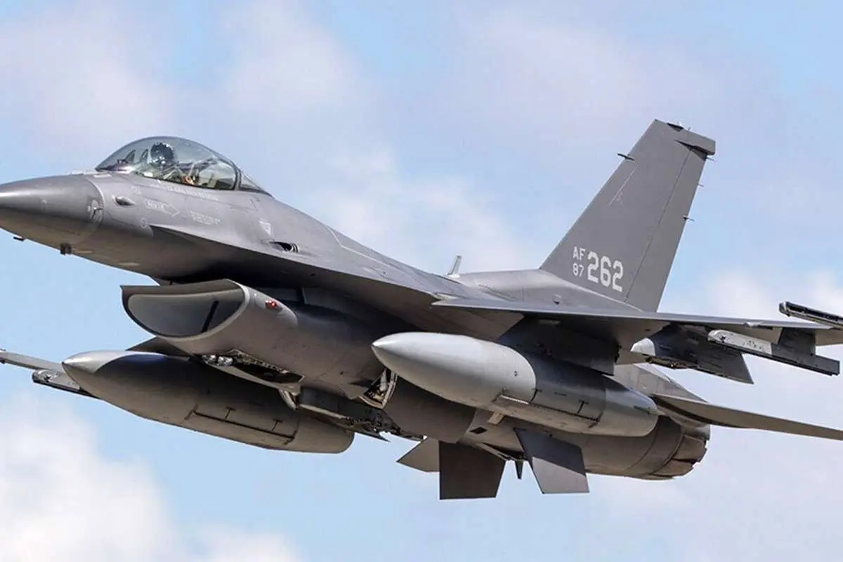 (ویدئو) نمایش هوایی خیره کننده اف-۱۶