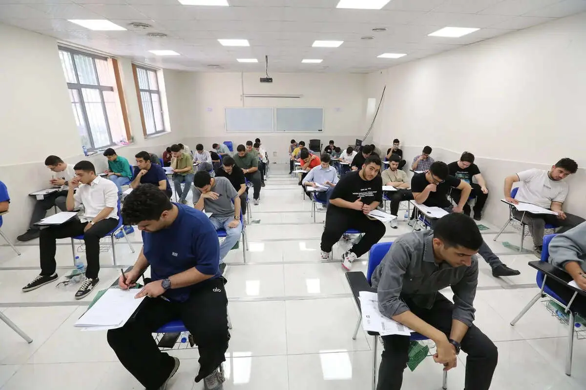 تمدید مهلت ثبت‌نام آزمون وکالت ۱۴۰۵ کانون‌های وکلا تا ۱۱ مهر