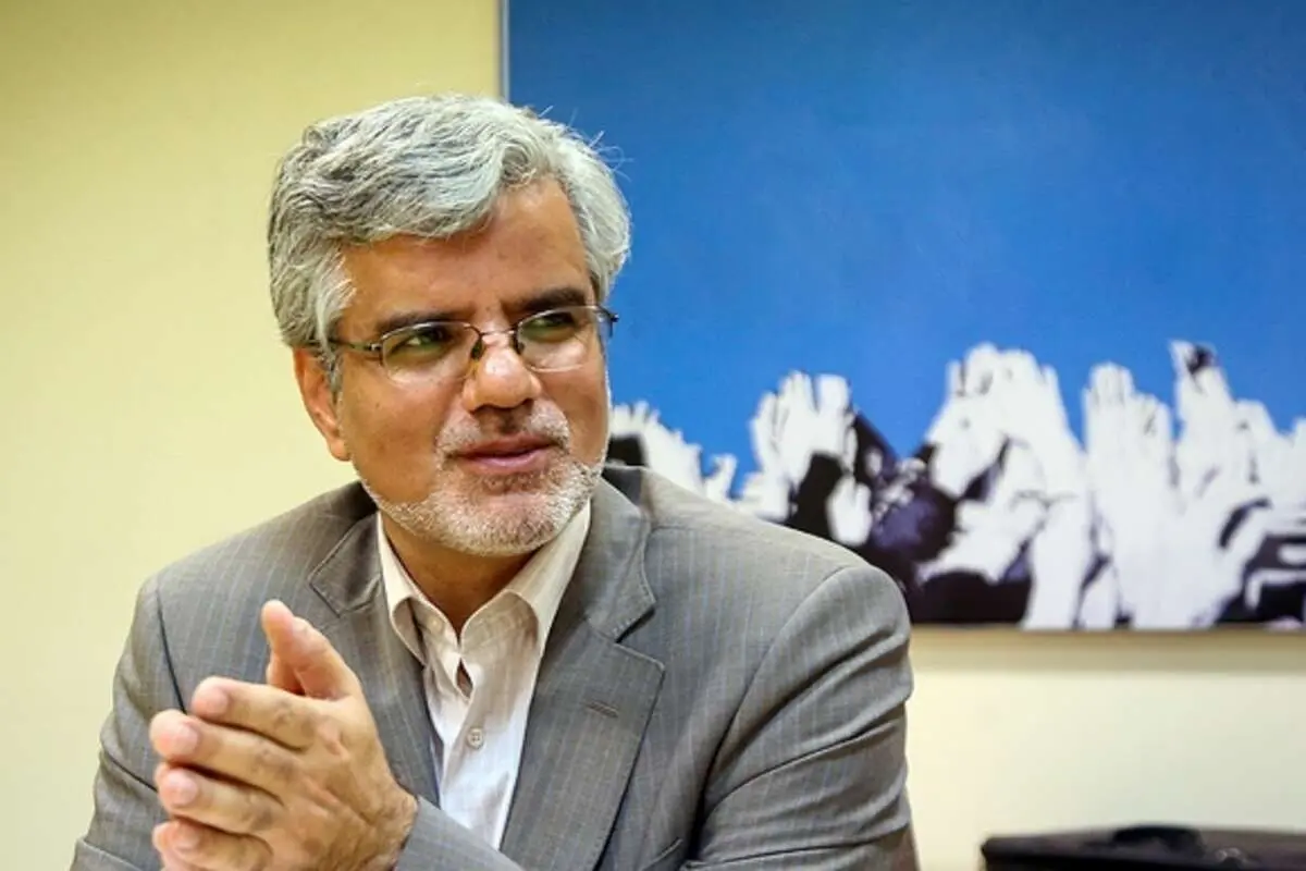 محمود صادقی: ظریف نماد شکستن قفس تحریم‌هاست