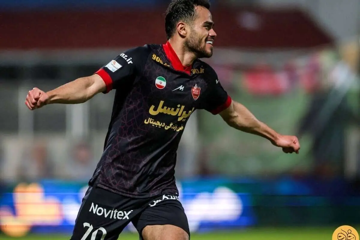 پرسپولیس به دنبال تمدید قرارداد با اورونوف