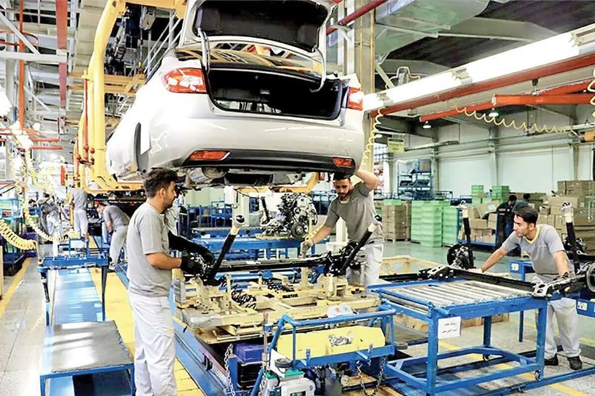 چرا پوست‌اندازی جهانی خودروسازان در ایران تکرار نمی‌شود؟