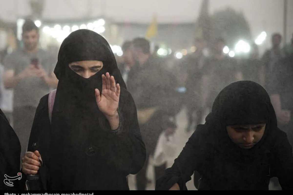 (تصاویر) زائران اربعین حسینی در گرمای ۴۷ درجه