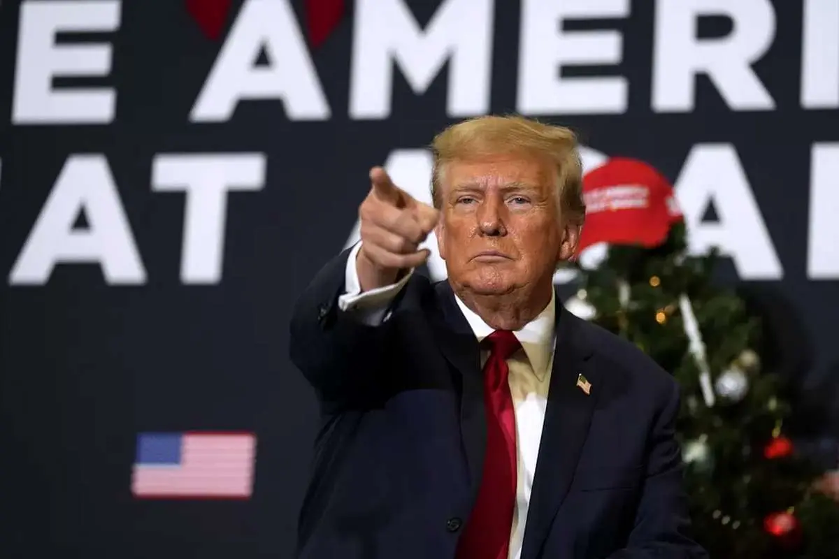 (ویدئو) ترامپ: باراک حسین اوباما را دیشب دیدید؟ او به رئیس جمهور شما شلیک می‌کرد