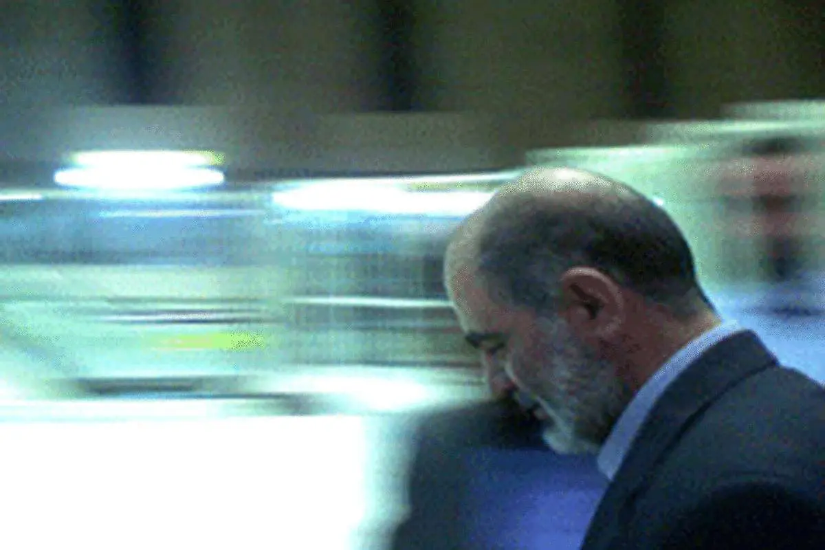 حسین الله کرم کیست؟