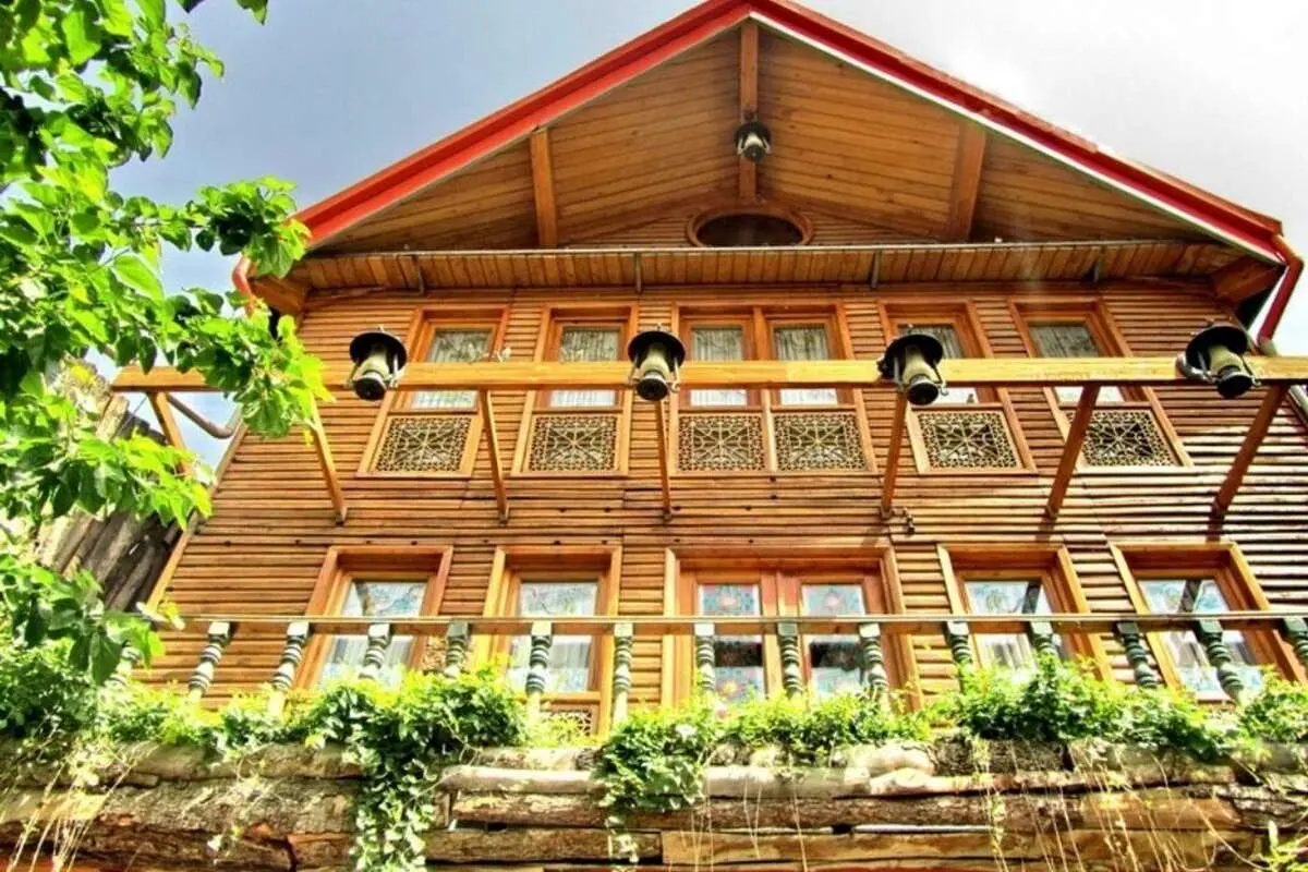 تنها خانه تهران که در تابستان داغ بی نیاز از کولر است