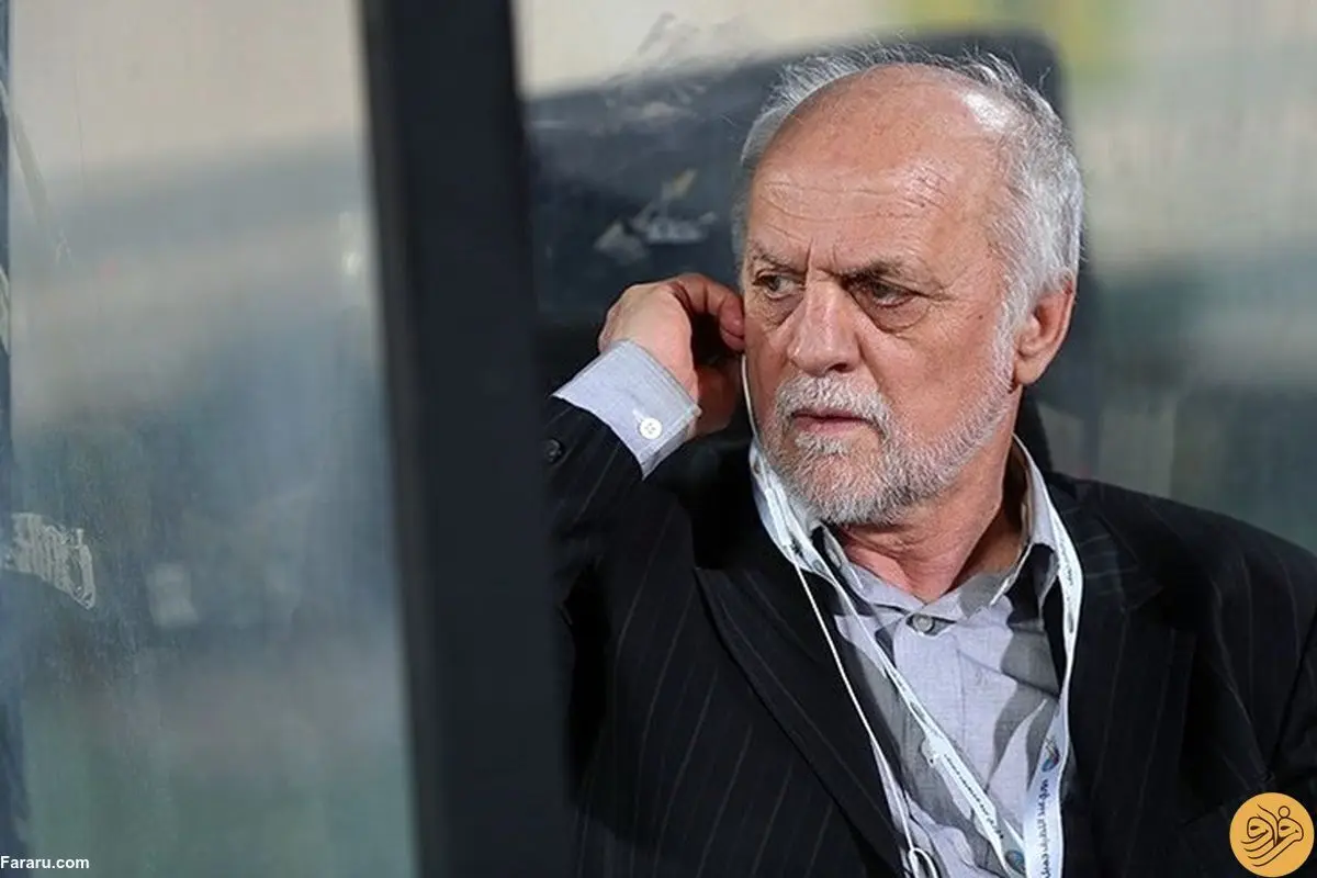 (عکس) جام قهرمانی پرسپولیس در دستان دختر خوردبین