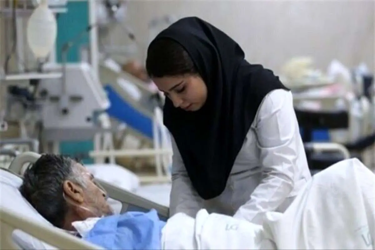 پرداخت ۱۴۰ هزار تومان بابت ضافه‌کاری به یک پرستار؛ کمتر از پول یک ساندویچ!