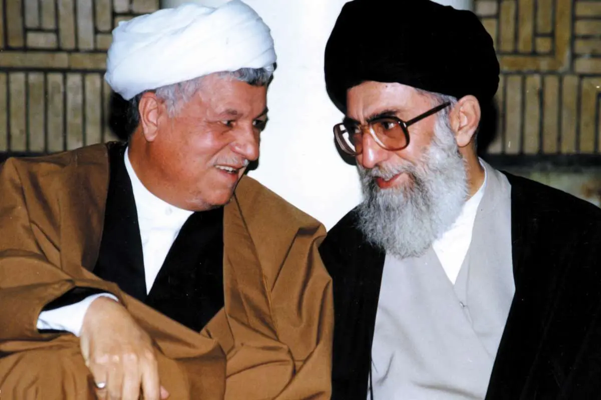 روایت رهبر انقلاب از اختلاف نظر با آیت الله هاشمی در سالهای پایانی جنگ