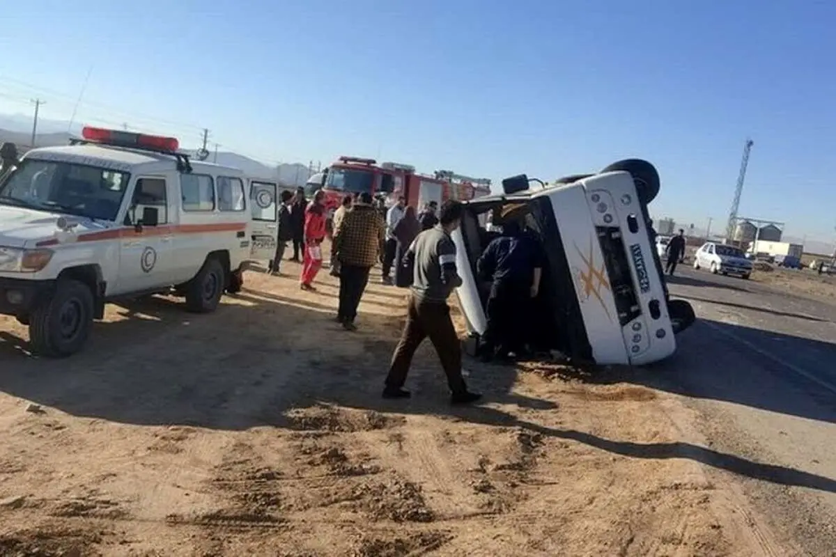 جزئیات واژگونی مینی‌بوس در اتوبان آزادگان