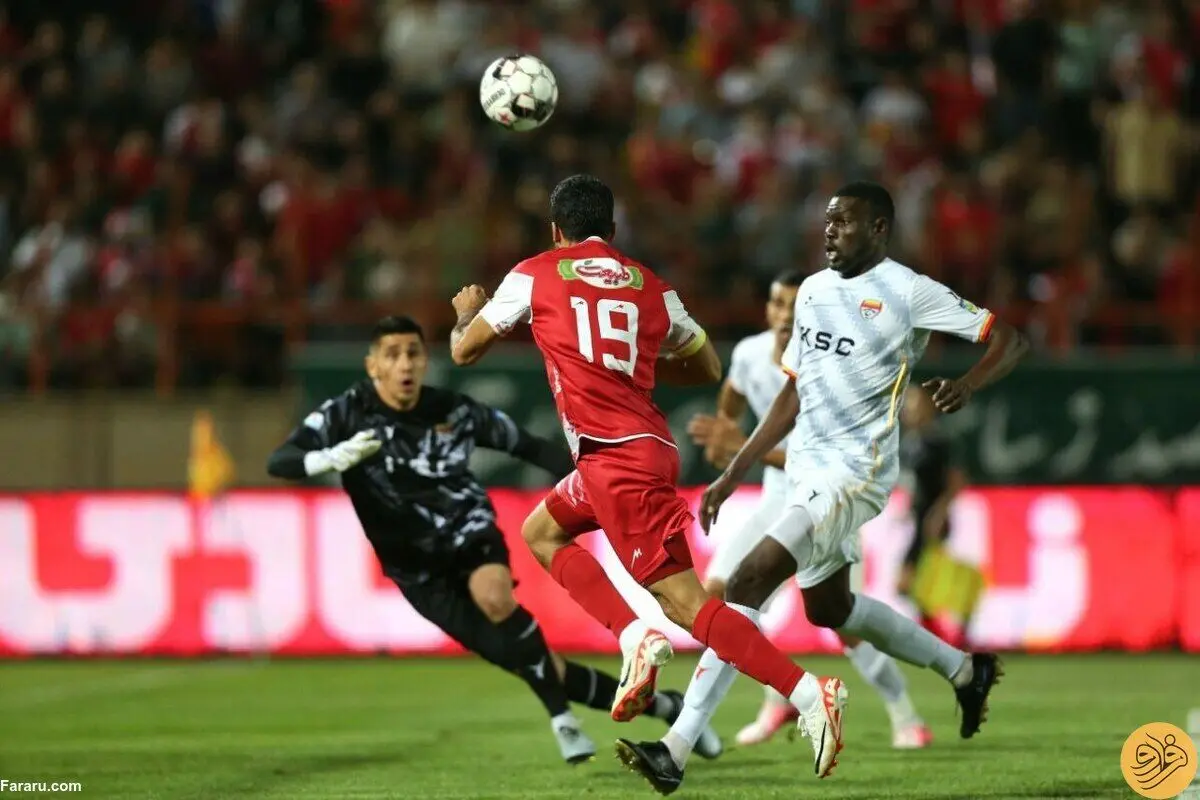 حمله برادر فغانی به داور پرسپولیس و فولاد