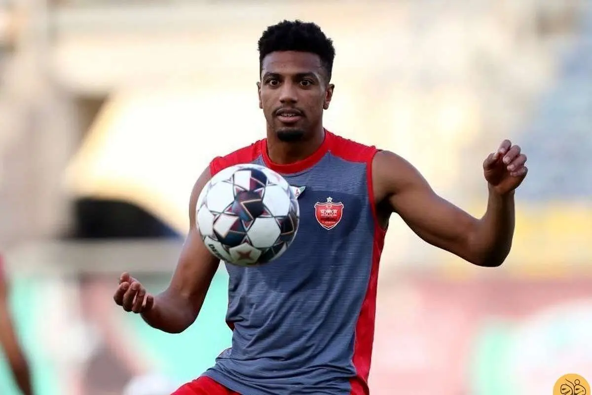 رونمایی پرسپولیس از اورونوف دوم