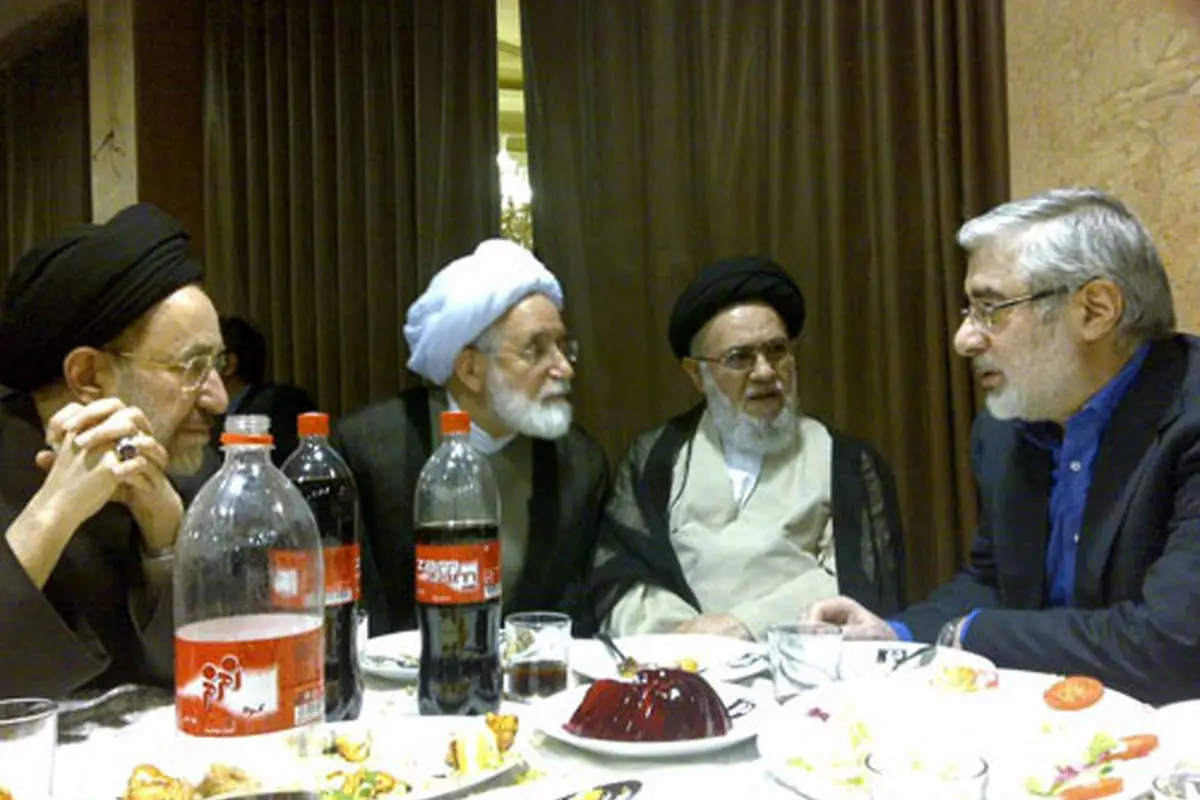 عکس> موسوی،کروبی،خاتمی و خوئینیها در عروسی پسر میردامادی