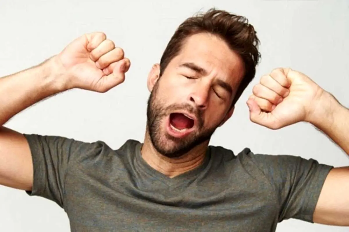 آیا خمیازه کشیدنِ زیاد مشکل دارد؟