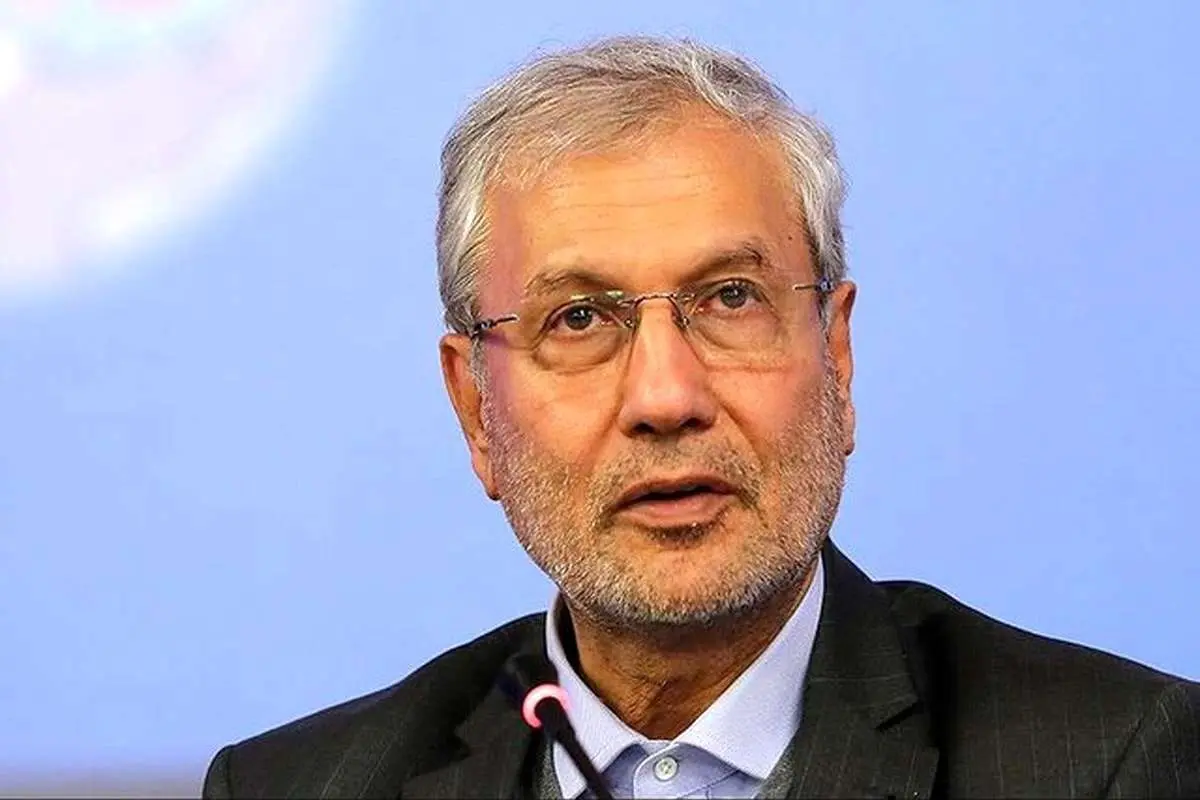 علی ربیعی: ما کماکان در تنازع‌های بیهوده باقی مانده‌ایم