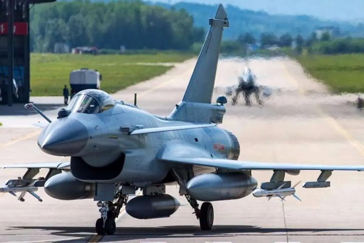 J-۱۰C،جت جنگنده چینی؛ رقیب F-۱۶ چه ویژگی‌هایی دارد؟